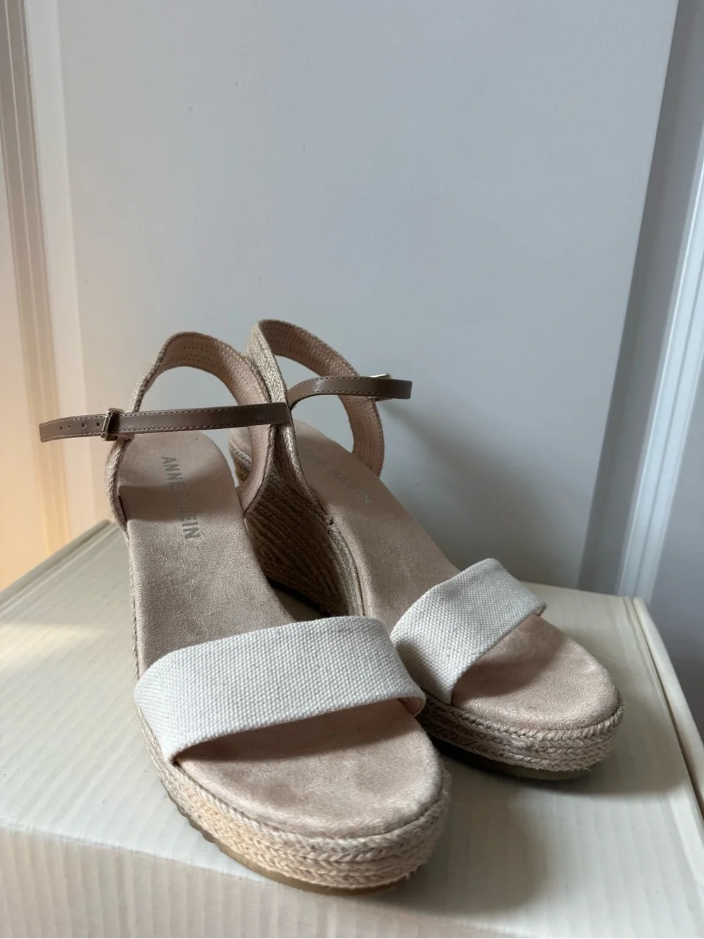 Anne Klein Wylie wedge sandals | Cream | Size 8.5